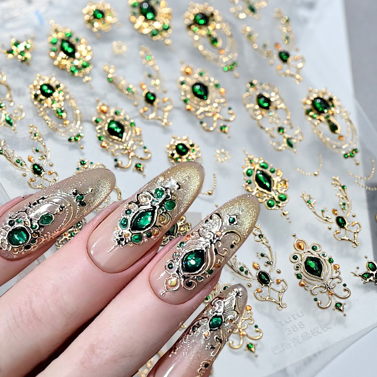 Nail Art Emerald Green - สติกเกอร์ติดเล็บลายอัญมณีมรกต 5 มิติ ลายนูน หรูหรา กรอบสีทอง