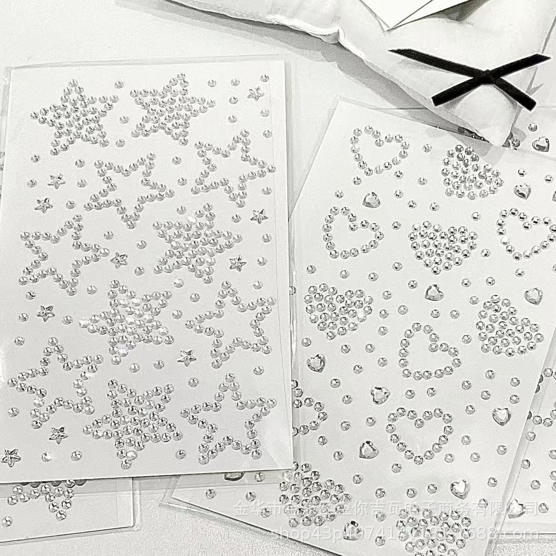 Rhinestone Nail Gem - สติกเกอร์รูปหัวใจประดับเพชรพลอยสีเงิน สำหรับตกแต่งเล็บ การ์ด สมุดภาพ และงานประดิษฐ์สไตล์บล็อกเกอร์
