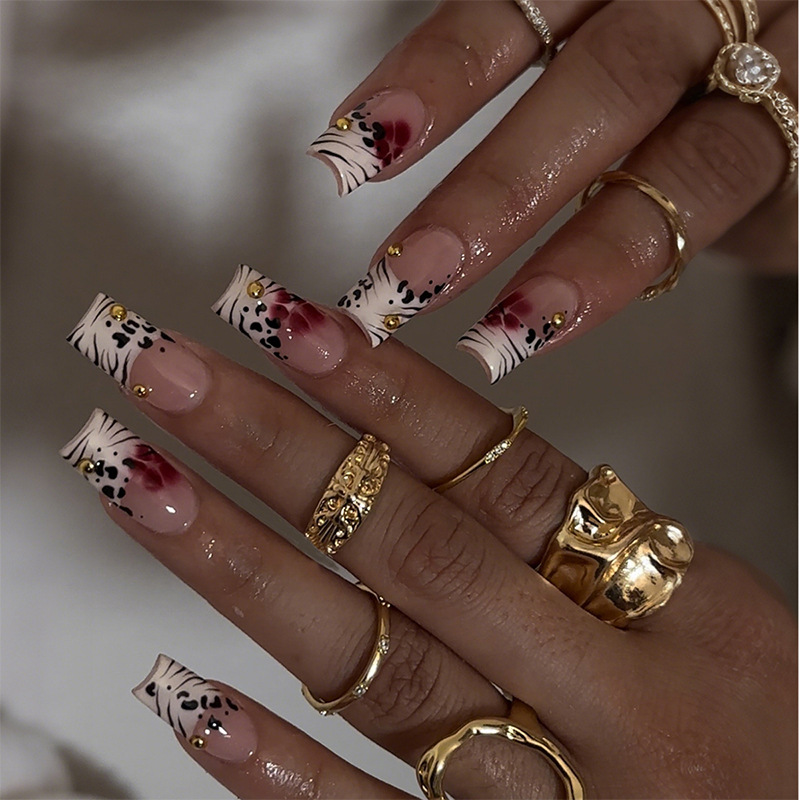 24 ชิ้น เล็บปลอมลายทางม้าลายสี - Nail Art Zebra บทวิจารณ์และราคา