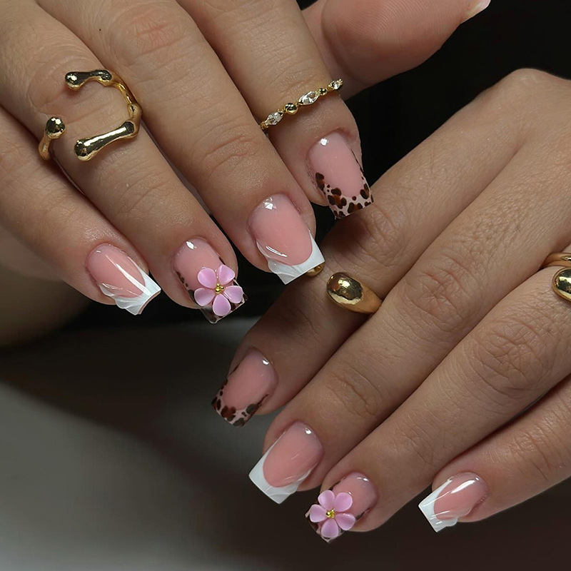 24 ชิ้น เล็บปลอมลายทางม้าลายสี - Nail Art Zebra บทวิจารณ์และราคา