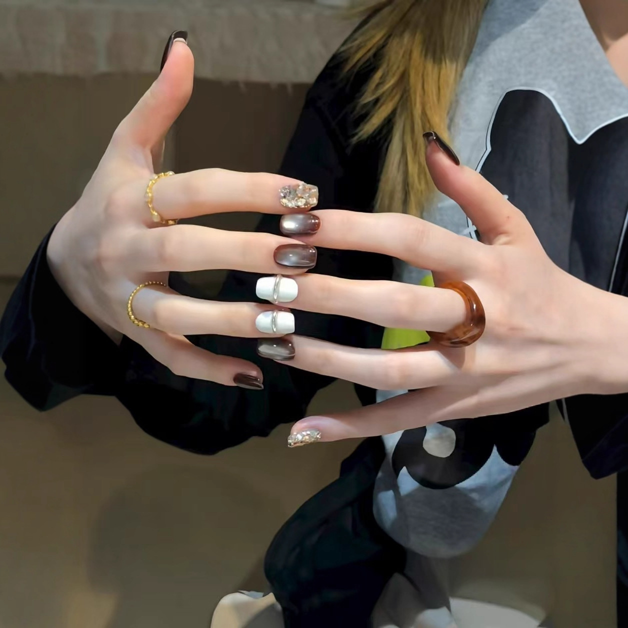 เล็บปลอมทำมือ 10 ชิ้น สีน้ำตาล - Nail Art Full Cat Eye บทวิจารณ์และราคา