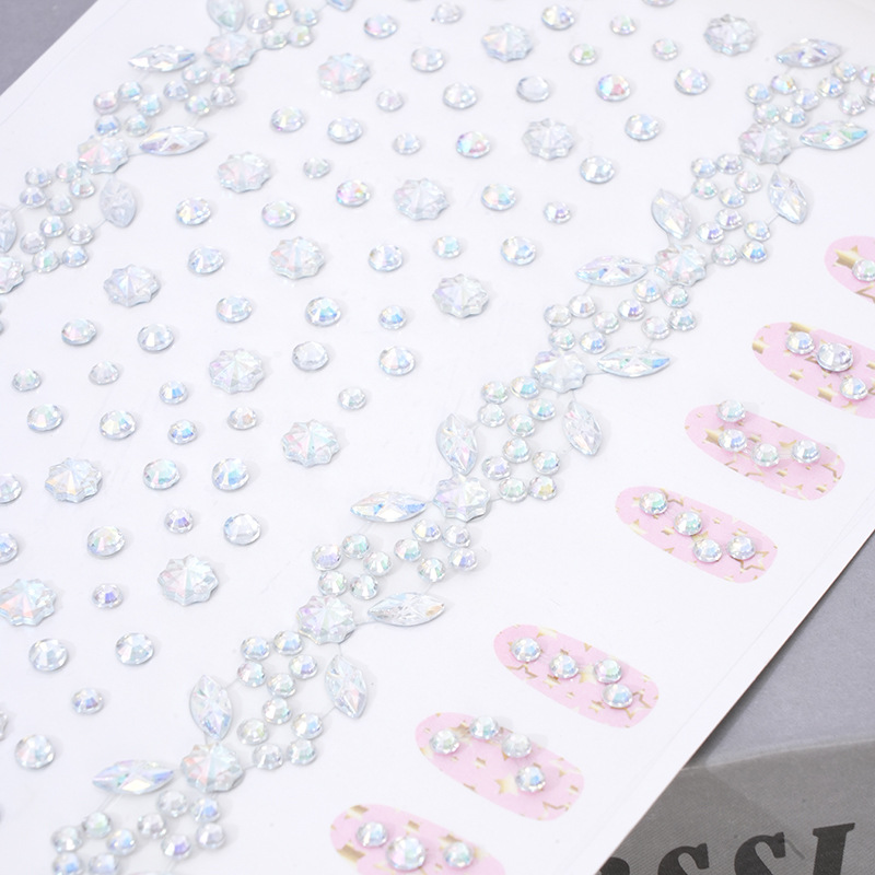 สติ๊กเกอร์ติดเล็บลายเพชร อะคริ - Rhinestone Nail Gem บทวิจารณ์และราคา